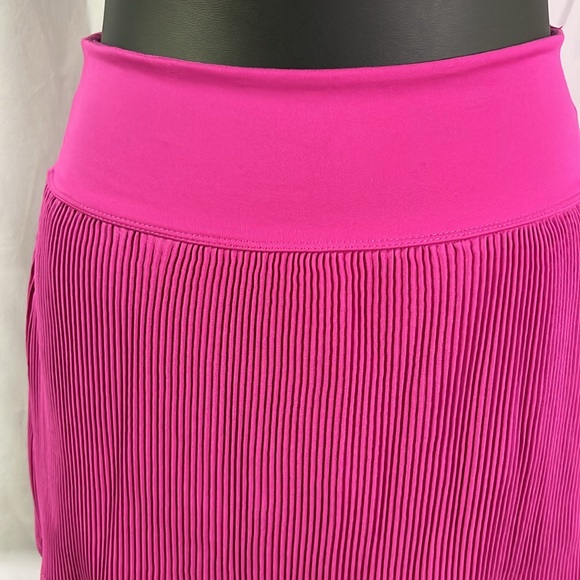 All In Motion Pink Micro Pleated Active Skort - Picture 6 of 16
